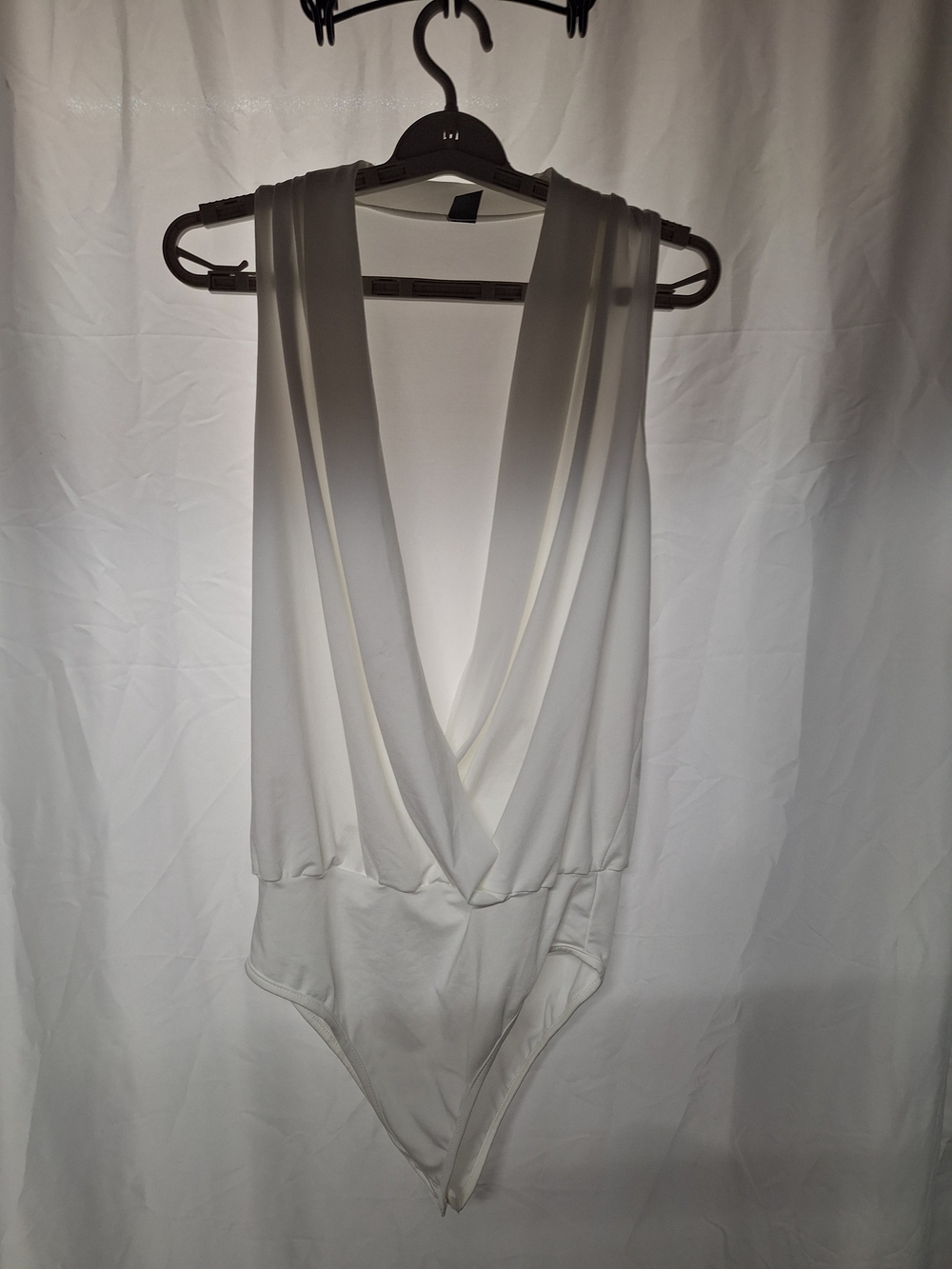 SHEIN White Deep V Draped Sleeveless Bodysuit